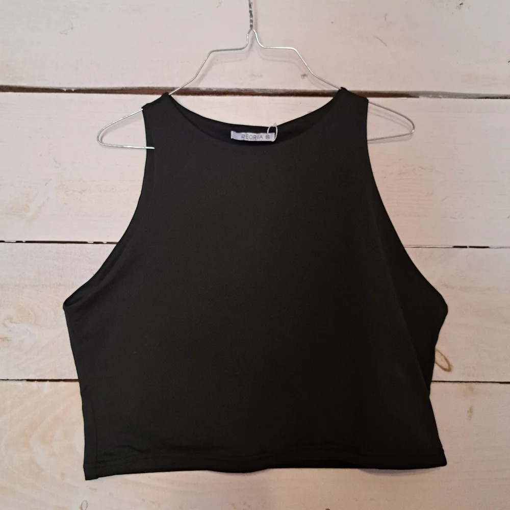 ReoRia Seamless Black Cropped Tank Sleeveless Size 2XL